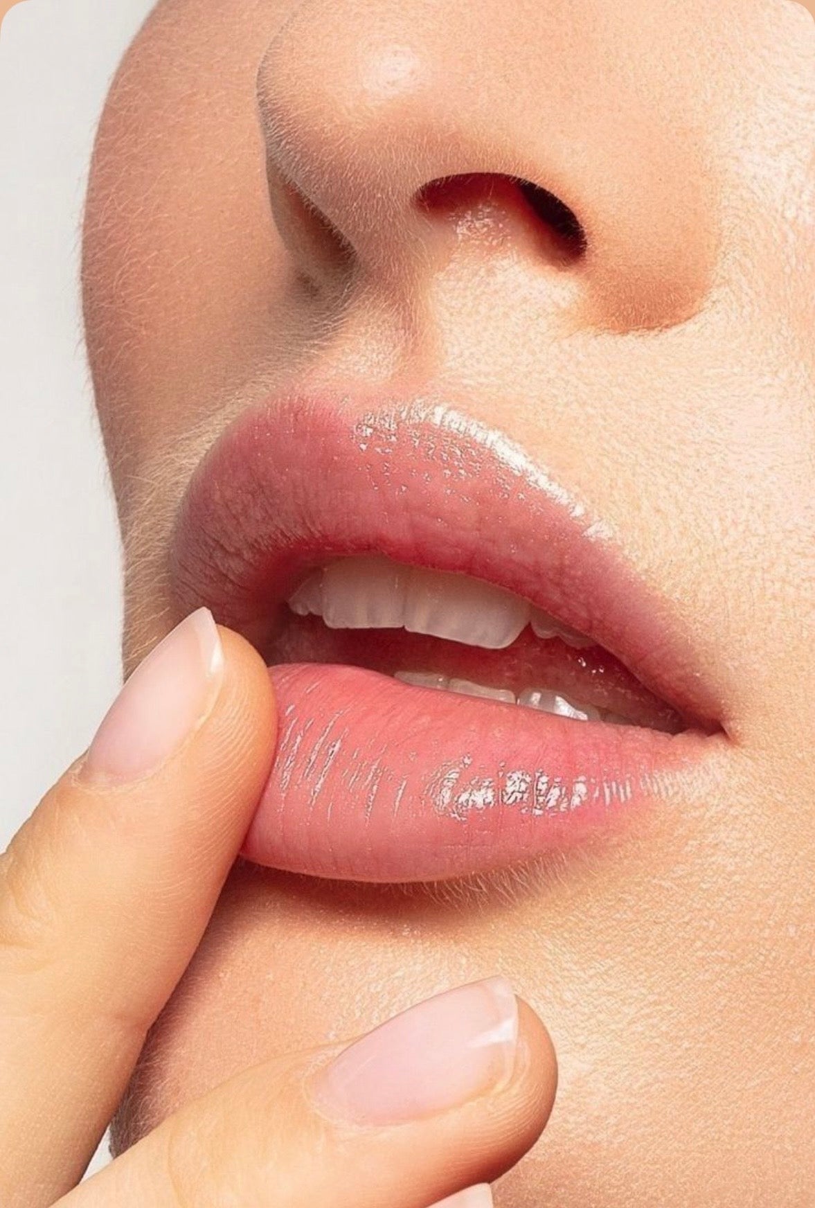 Hydra gloss lips